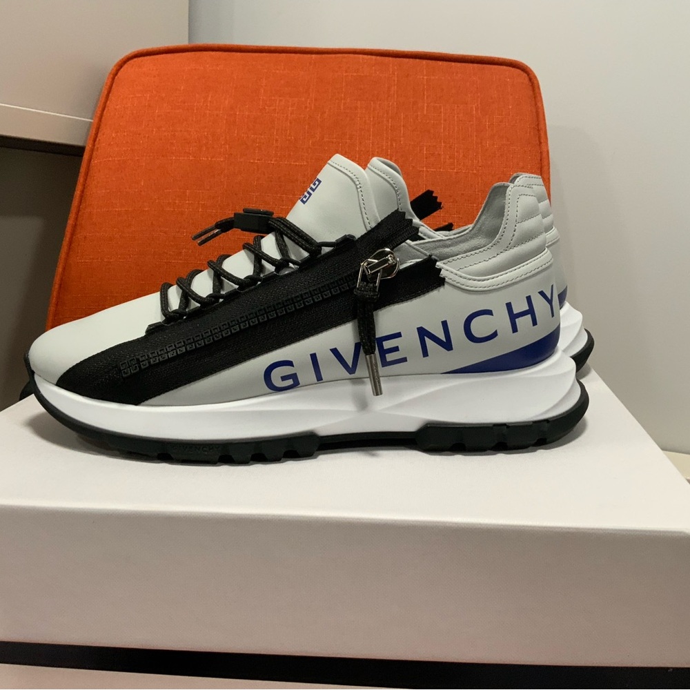 Givenchy Spectre Authentic!! - image 8